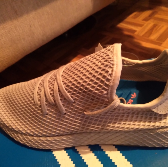 Shoes - Picture 4 of 4